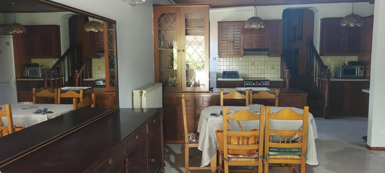 Carlos Apartment Artemida  Zewnętrze zdjęcie